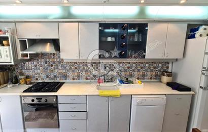 MARİNADA DENİZ MANZARALI KORDONA YÜRÜME MESAFESİNDE DAİRE