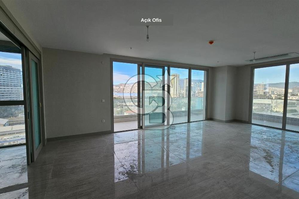 Halkapınar Megapol İzmir 3+1 235 m2 KDV Avantajlı Kiralık Ofis