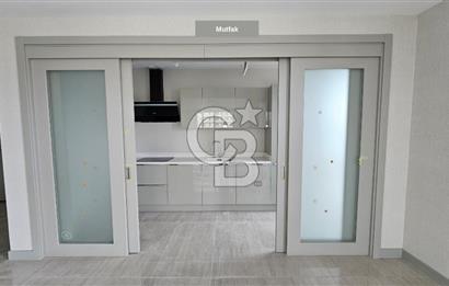 Halkapınar Megapol İzmir 3+1 235 m2 KDV Avantajlı Kiralık Ofis