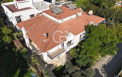 FORUM BORNOVA KARŞISI,HEM TİCARİ HEM MÜSTAKİL KUL.TRİPLEKS VİLLA