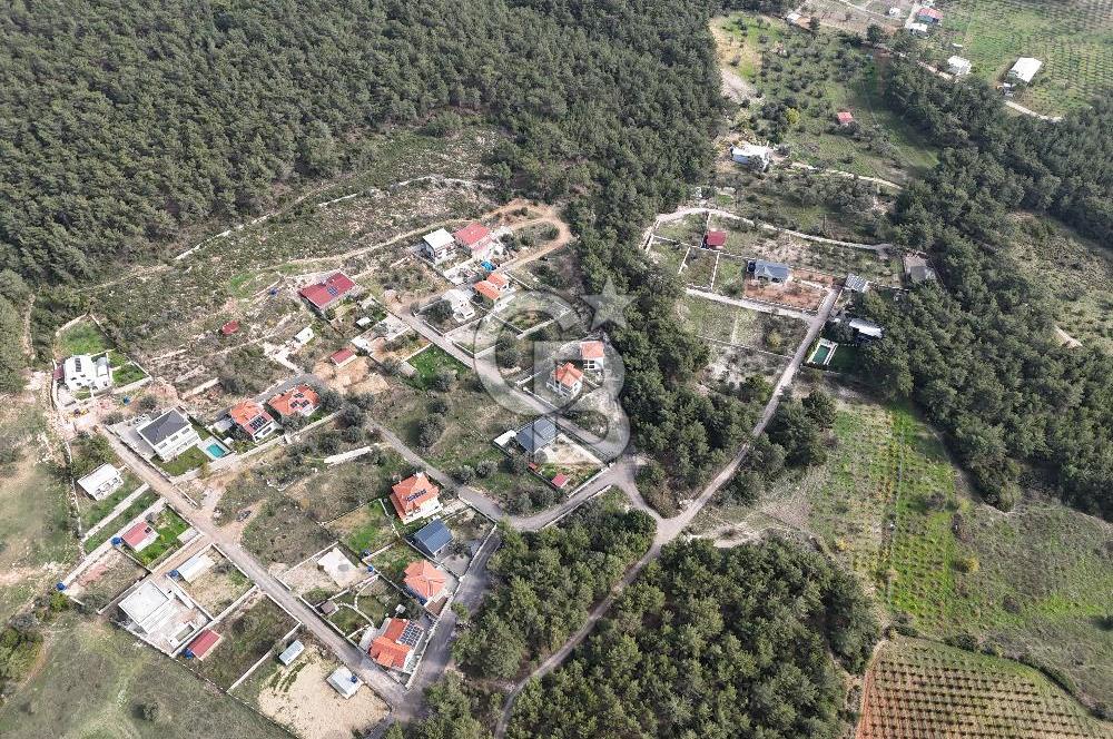 BORNOVA YAKAKÖY 460 M² KÖŞE PARSEL SATILIK HİSSELİ BAĞ&BAHÇE