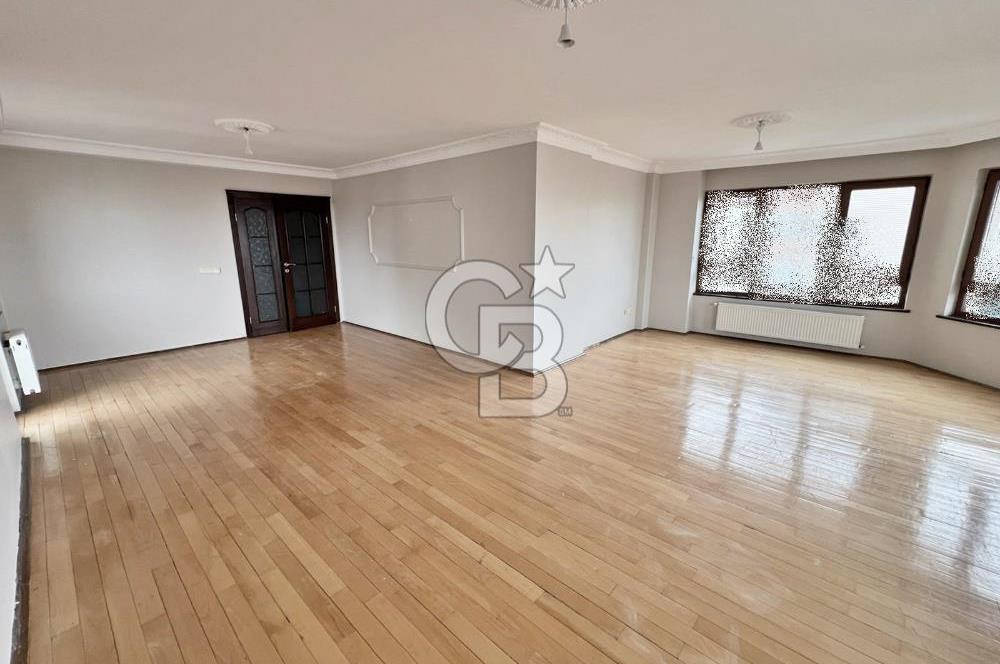 ÖDÜLLÜ MİMARİ TASARIMLI PANORAMİK MANZARALI ARA KAT 4+1 