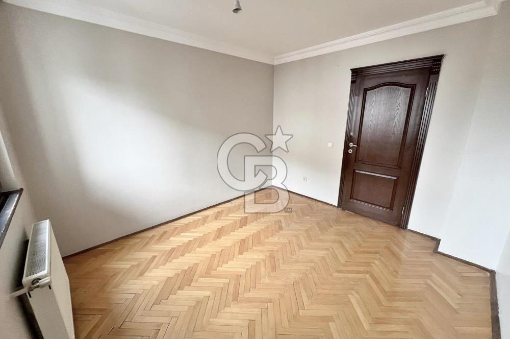 ÖDÜLLÜ MİMARİ TASARIMLI PANORAMİK MANZARALI ARA KAT 4+1 