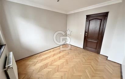 ÖDÜLLÜ MİMARİ TASARIMLI PANORAMİK MANZARALI ARA KAT 4+1 