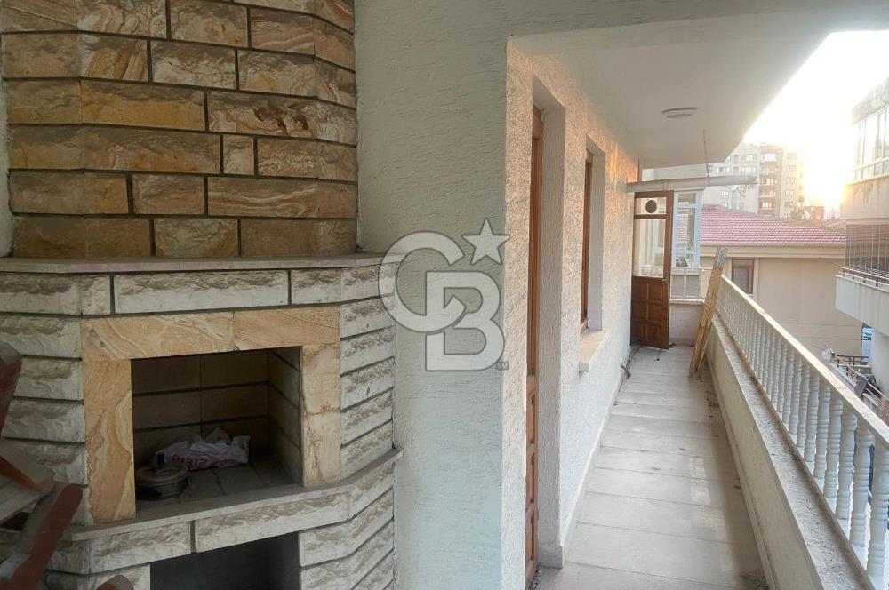 ÖVEÇLER ÇETİN EMEÇ BULVARI YAKINI YAPILI EŞYALI SATILIK OFİS