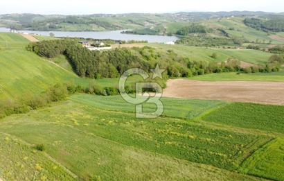 DERİNCE TAHTALI GÖLE YAKIN YOLA CEPHE SATILIK ARSA
