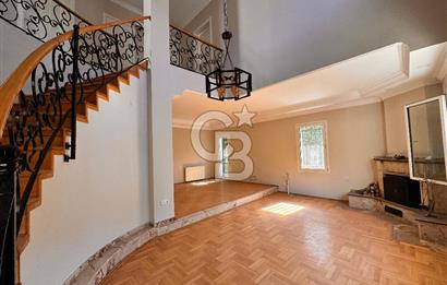 FORUM BORNOVA KARŞISI,HEM TİCARİ HEM MÜSTAKİL KUL.TRİPLEKS VİLLA