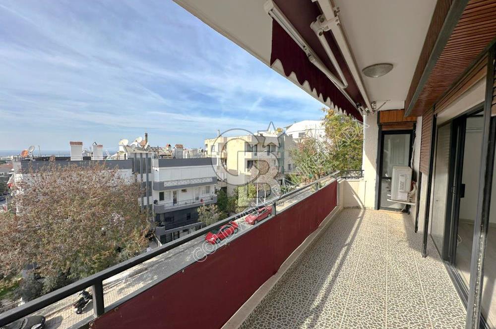 MARİNADA DENİZ MANZARALI KORDONA YÜRÜME MESAFESİNDE DAİRE