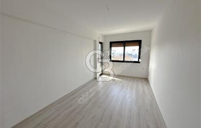 MARİNADA DENİZ MANZARALI KORDONA YÜRÜME MESAFESİNDE DAİRE