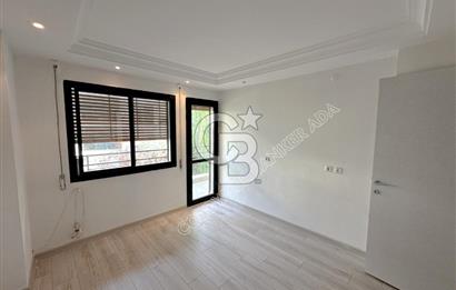 MARİNADA DENİZ MANZARALI KORDONA YÜRÜME MESAFESİNDE DAİRE