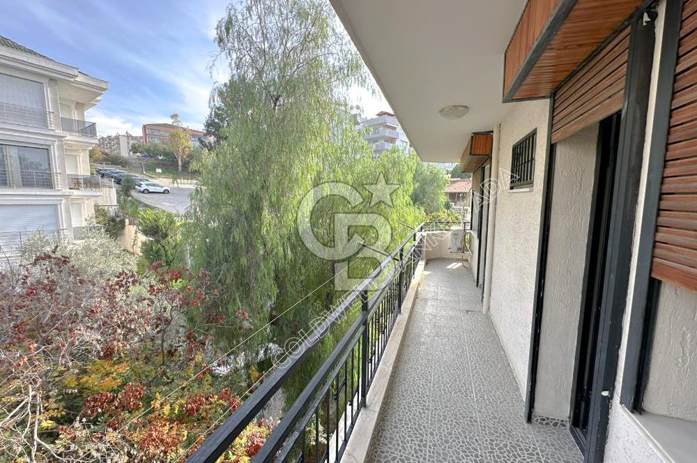 MARİNADA DENİZ MANZARALI KORDONA YÜRÜME MESAFESİNDE DAİRE