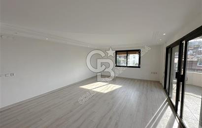 MARİNADA DENİZ MANZARALI KORDONA YÜRÜME MESAFESİNDE DAİRE