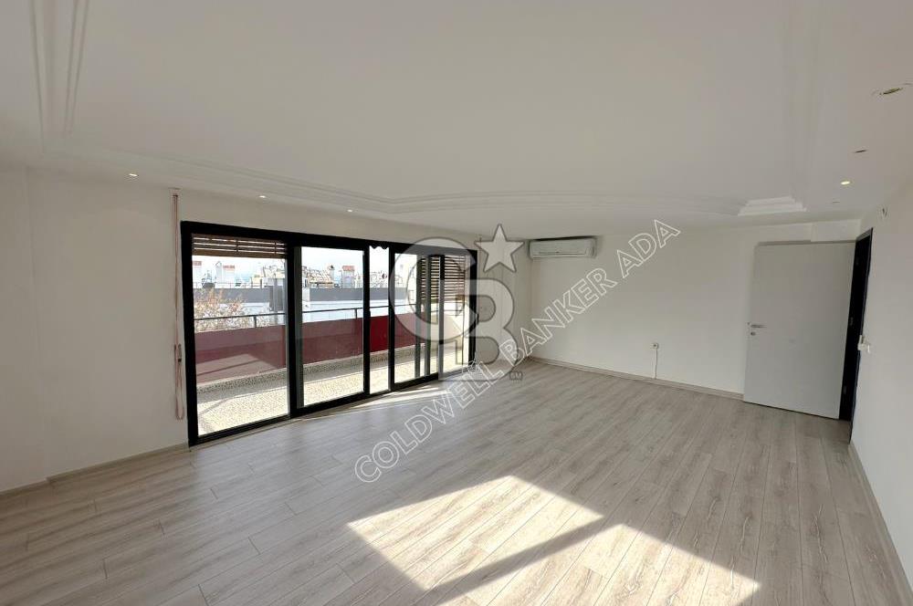 MARİNADA DENİZ MANZARALI KORDONA YÜRÜME MESAFESİNDE DAİRE