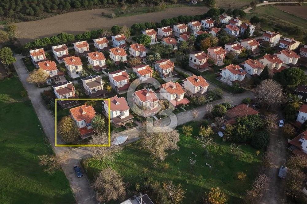 Saroz Körfezinde Denize Sıfır, Özel Koylu 4+1 Tripleks Villa