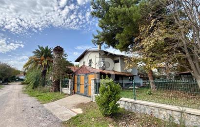 Urla Altınköy Çiftlik Evleri Sitesinde Satılık 3+1 Müstakil Dubleks Villa