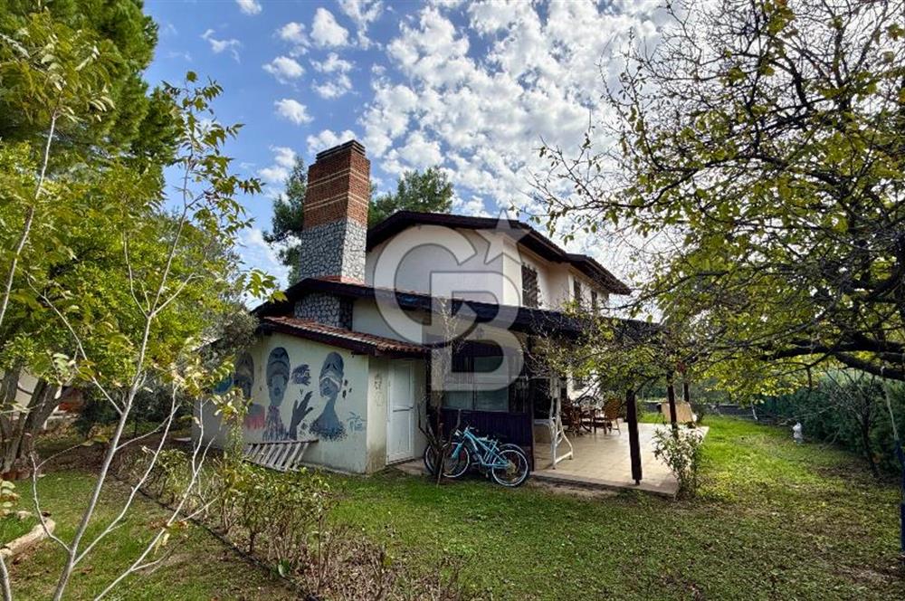 Urla Altınköy Çiftlik Evleri Sitesinde Satılık 3+1 Müstakil Dubleks Villa