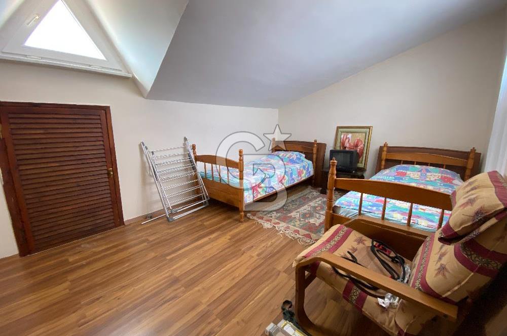 Saroz Körfezinde Denize Sıfır, Özel Koylu 4+1 Tripleks Villa