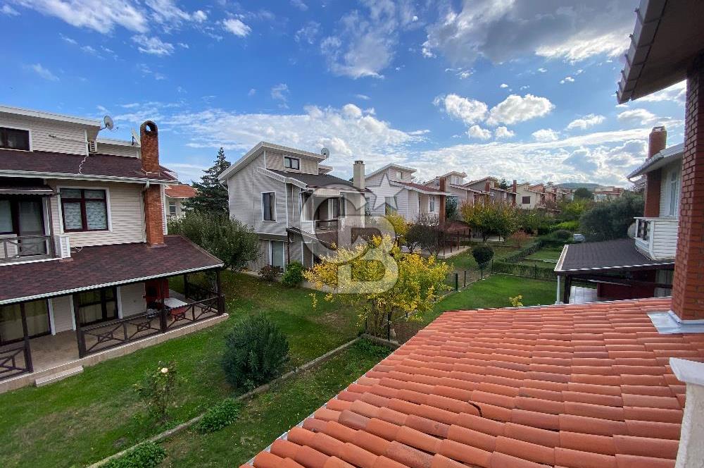 Saroz Körfezinde Denize Sıfır, Özel Koylu 4+1 Tripleks Villa