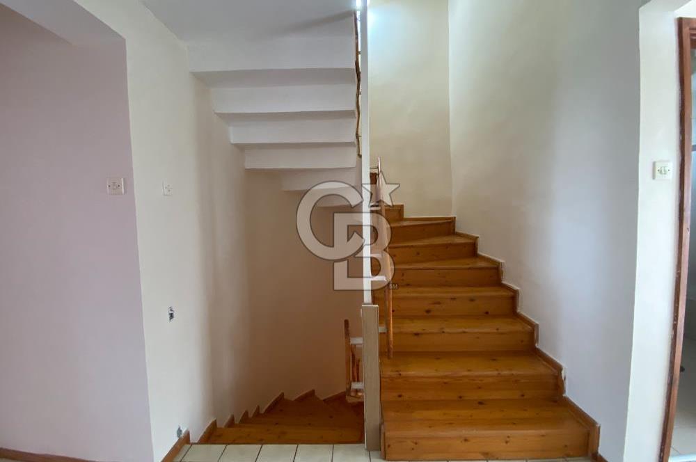 Saroz Körfezinde Denize Sıfır, Özel Koylu 4+1 Tripleks Villa