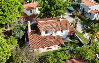 Urla Altınköy Çiftlik Evleri Sitesinde Satılık 3+1 Müstakil Dubleks Villa