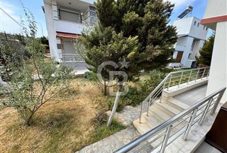 ÇANDARLI MERKEZDE DENİZE YAKIN SATILIK VİLLA - 3 - 317344