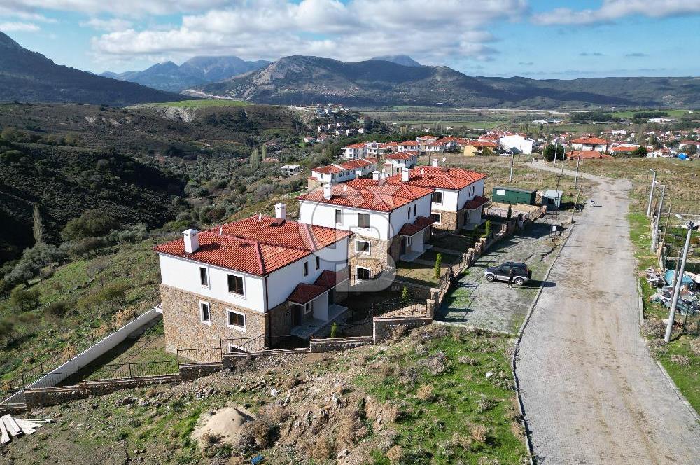 GÖKÇEADA MERKEZ ÇINARLI ELİA PARK SİTESİNDE MUHTEŞEM VİLLALAR