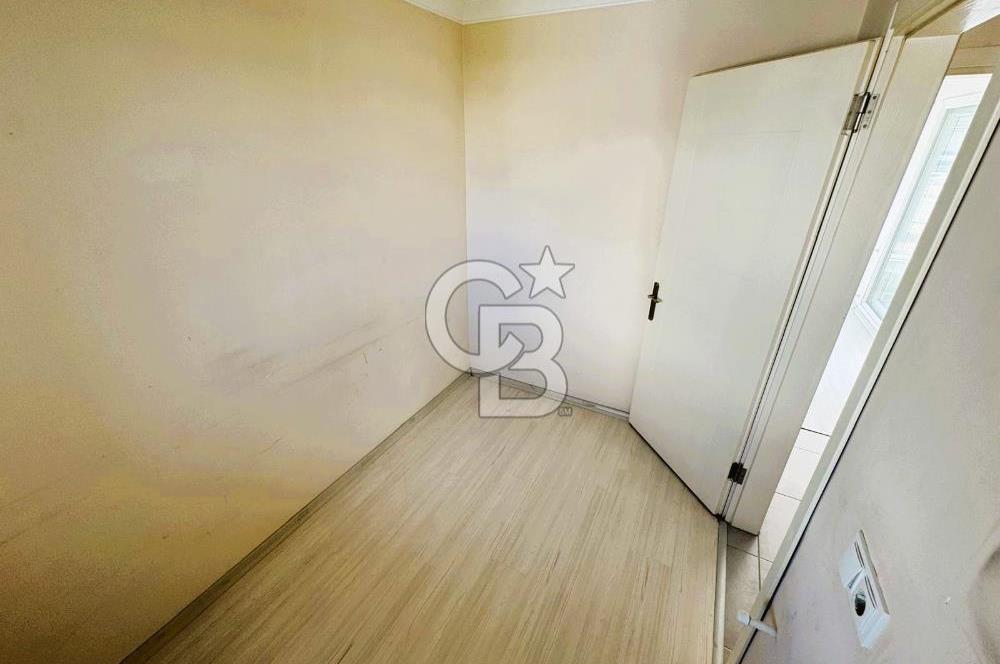 ÇANDARLI MERKEZDE DENİZE YAKIN SATILIK VİLLA