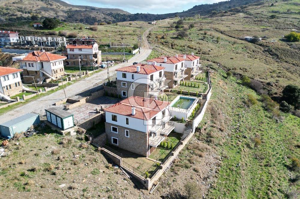 GÖKÇEADA MERKEZ ÇINARLI ELİA PARK SİTESİNDE MUHTEŞEM VİLLALAR