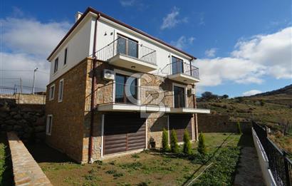 GÖKÇEADA MERKEZ ÇINARLI ELİA PARK SİTESİNDE MUHTEŞEM VİLLALAR