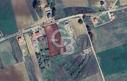 DERİNCE/TAHTALI GÖLLÜ'de ASFALT CEPHE PANORAMİK MANZARALI ARSA