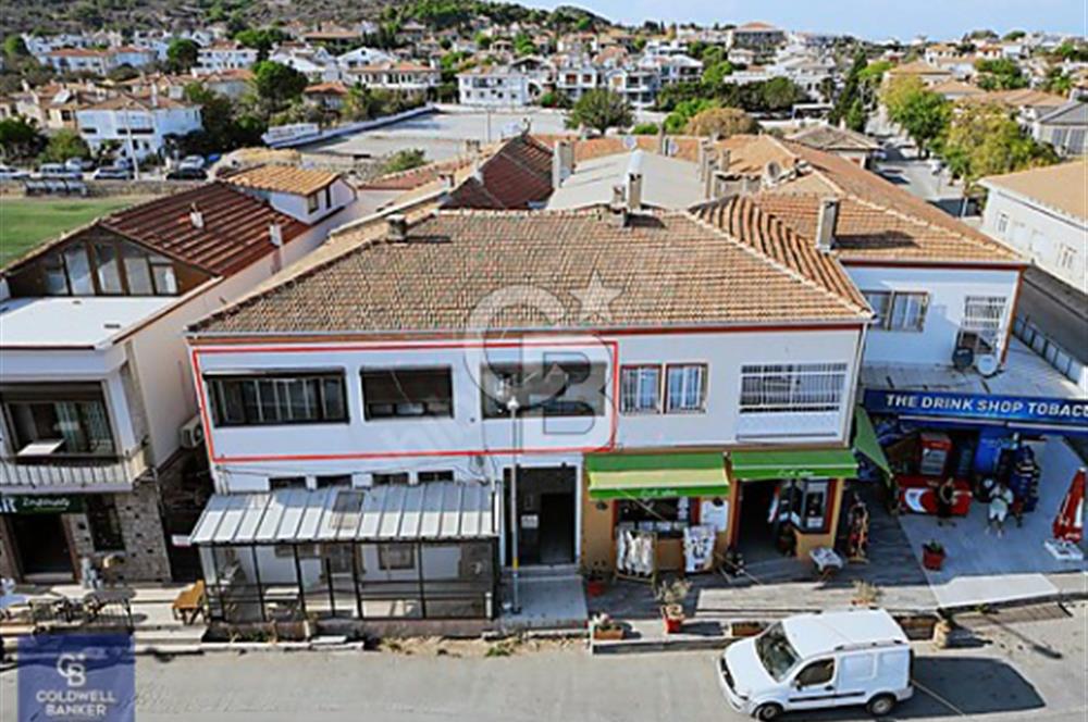 CUNDA ADASI 3+1 DENİZ MANZARALI İŞLEK KONUMDA SATILIK MÜLK