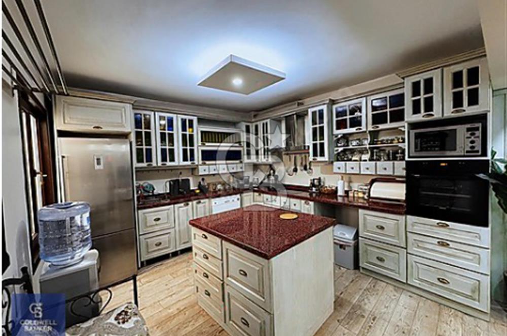 CUNDA ADASI 3+1 DENİZ MANZARALI İŞLEK KONUMDA SATILIK MÜLK