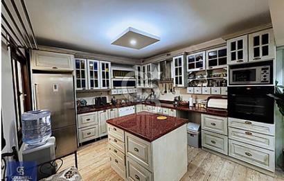 CUNDA ADASI 3+1 DENİZ MANZARALI İŞLEK KONUMDA SATILIK MÜLK