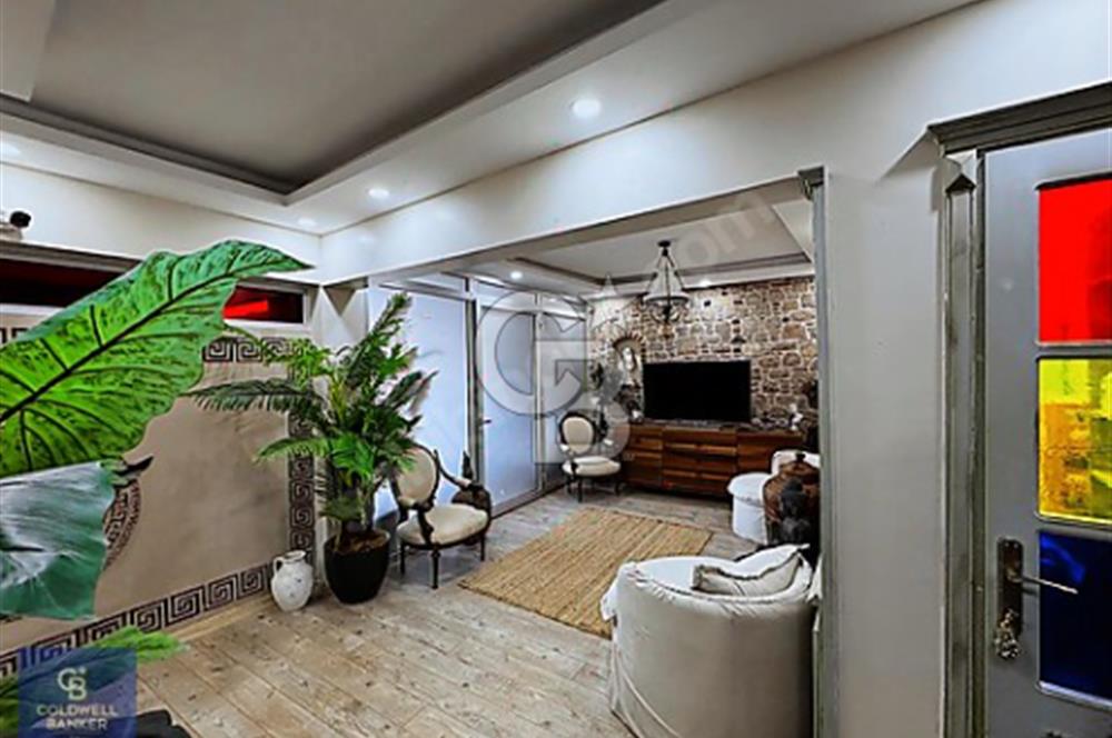 CUNDA ADASI 3+1 DENİZ MANZARALI İŞLEK KONUMDA SATILIK MÜLK