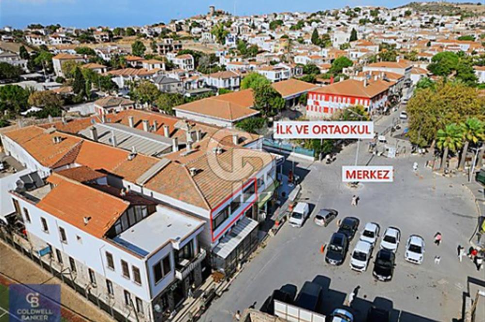 CUNDA ADASI 3+1 DENİZ MANZARALI İŞLEK KONUMDA SATILIK MÜLK