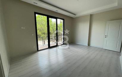 Silivri Kavaklı Satılık 4+1 Villa Müstakil Havuzlu