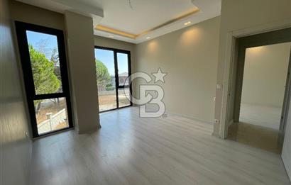 Silivri Kavaklı Satılık 4+1 Villa Müstakil Havuzlu