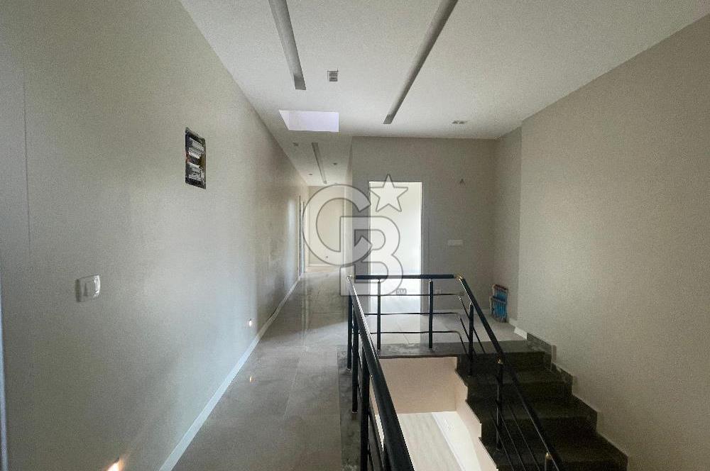 Silivri Kavaklı Satılık 4+1 Villa Müstakil Havuzlu