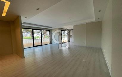 Silivri Kavaklı Satılık 4+1 Villa Müstakil Havuzlu