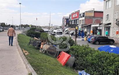 Aksaray Yenikapıda Birçok İşkoluna Uygun Üçkatlı ve Bodrumlu Kiralık Bina
