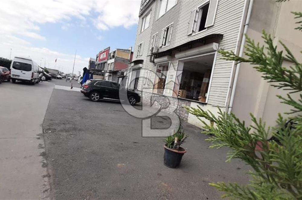 Aksaray Yenikapıda Birçok İşkoluna Uygun Üçkatlı ve Bodrumlu Kiralık Bina