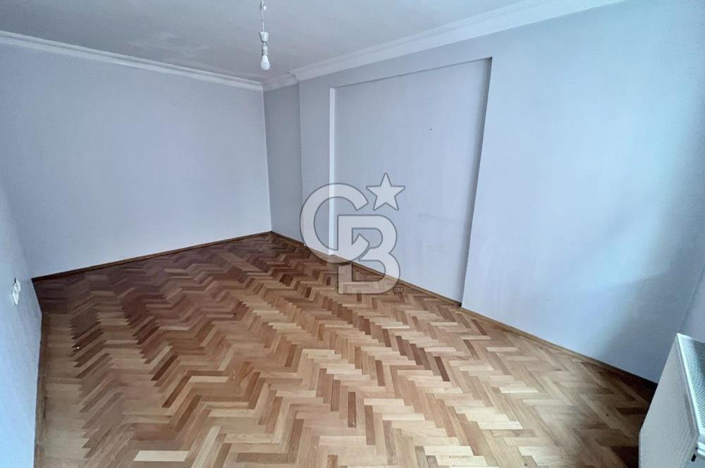 PODGORİTSA CD ÜZERİ KATTA ÖN CEPHE ASANSÖRLÜ 3,5+1