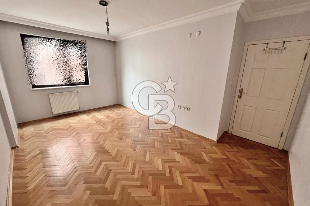 PODGORİTSA CD ÜZERİ KATTA ÖN CEPHE ASANSÖRLÜ 3,5+1