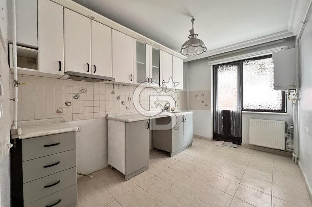 PODGORİTSA CD ÜZERİ KATTA ÖN CEPHE ASANSÖRLÜ 3,5+1