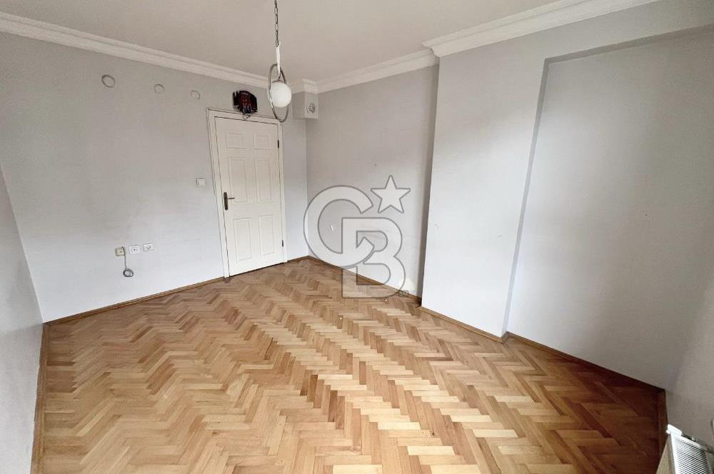 PODGORİTSA CD ÜZERİ KATTA ÖN CEPHE ASANSÖRLÜ 3,5+1