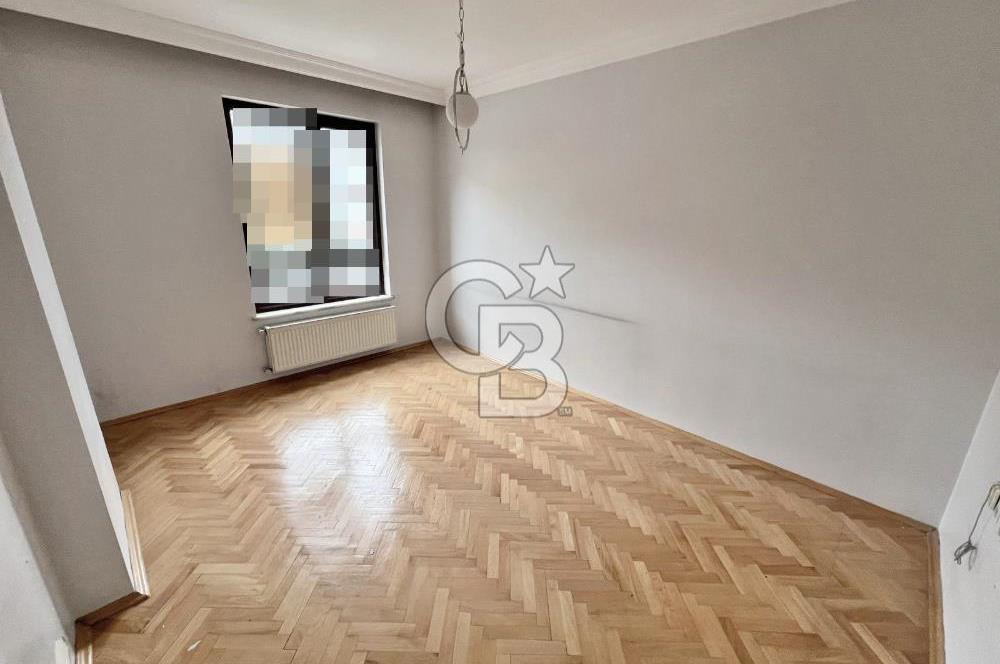 PODGORİTSA CD ÜZERİ KATTA ÖN CEPHE ASANSÖRLÜ 3,5+1