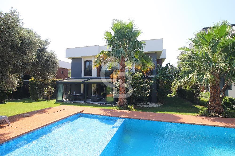 URLA ÇEŞMEALTI SATILIK 4+1 VİLLA