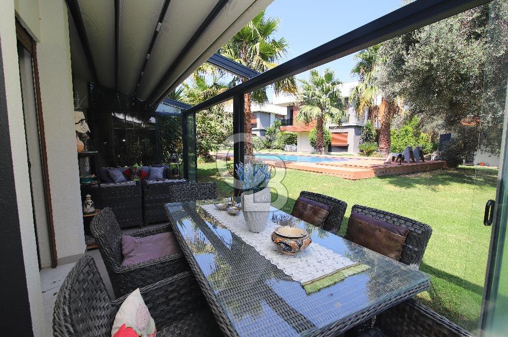 URLA ÇEŞMEALTI SATILIK 4+1 VİLLA