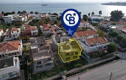 ÇANDARLI MERKEZDE SIFIR MÜSTAKİL VİLLA