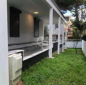 Urla Şirinkent'te Kiralık 3+1 villa